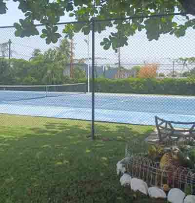 Embassy Lakeside Apartments